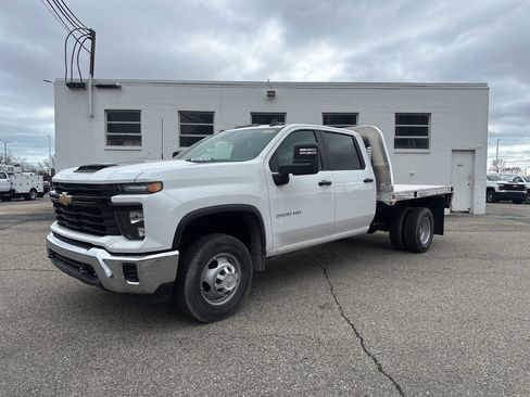 New 2025 Chevrolet Silverado 3500 W/T w/ WT Convenience Package image 1