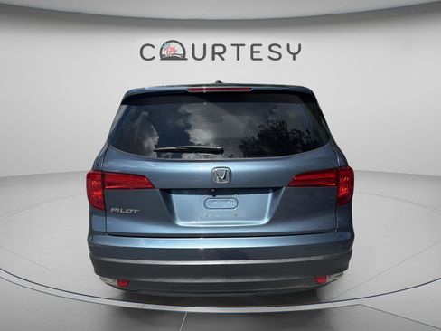 Certified 2017 Honda Pilot EX-L image 6
