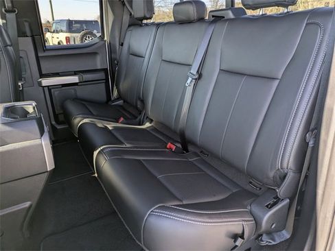 Used 2019 Ford F150 Lariat w/ Equipment Group 502A Luxury image 30