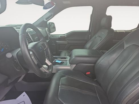 Used 2016 Ford F150 Platinum w/ Equipment Group 701A Luxury AWD/4WD image 9