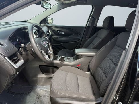 Used 2022 GMC Terrain SLE w/ Driver Convenience Package image 9