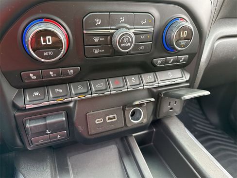 Used 2019 Chevrolet Silverado 1500 LTZ w/ LTZ Premium Package image 19