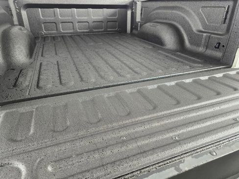 Used 2024 RAM 2500 Big Horn image 18