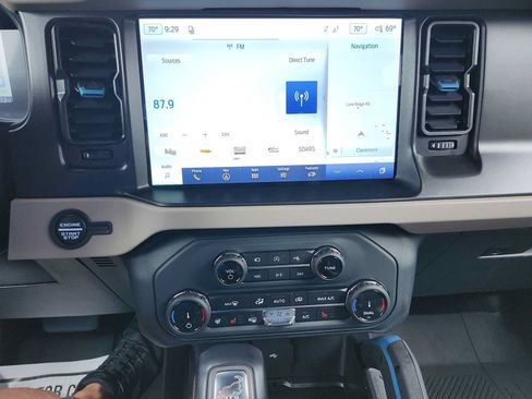 Used 2022 Ford Bronco Wildtrak AWD/4WD image 13