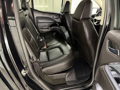 Used 2018 Chevrolet Colorado Z71 w/ Z71 Midnight Edition AWD/4WD image 8