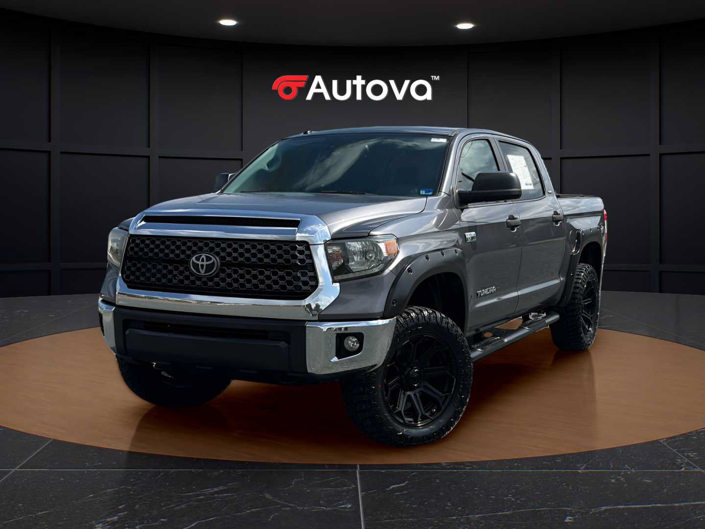 Used 2018 Toyota Tundra SR5 w/ SR5 Upgrade Package AWD/4WD image 1