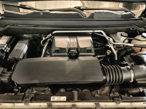 Used 2023 GMC Canyon AT4 w/ AT4 Premium Package image 28