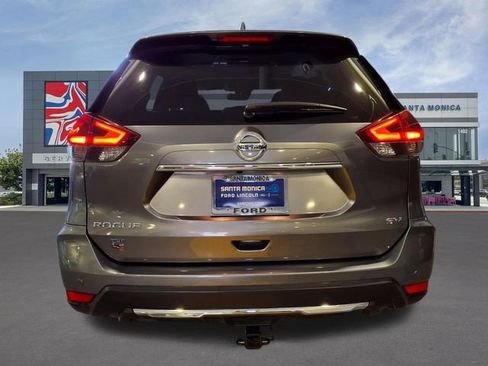 Used 2019 Nissan Rogue SV w/ Premium Package image 25