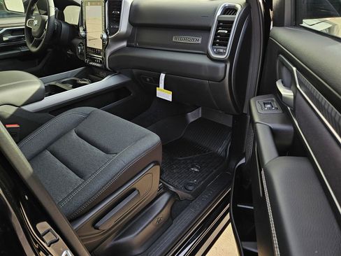 New 2026 RAM 1500 Big Horn AWD/4WD image 6