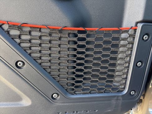 New 2025 Ford Bronco Raptor w/ Interior Carbon Fiber Pack image 20