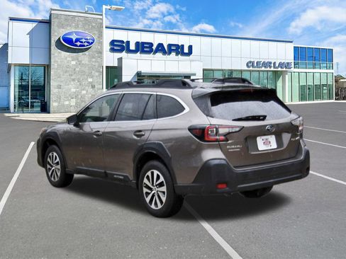 Certified 2023 Subaru Outback Premium AWD/4WD image 4