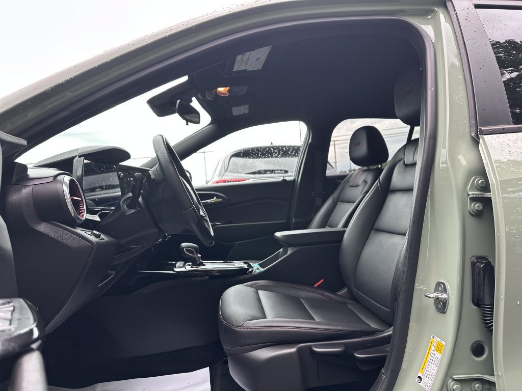 Used 2024 Chevrolet Trax RS w/ Driver Confidence Package FWD image 8
