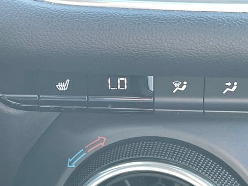 Used 2019 Chevrolet Blazer LT w/ Sun and Wheels Package AWD/4WD image 17