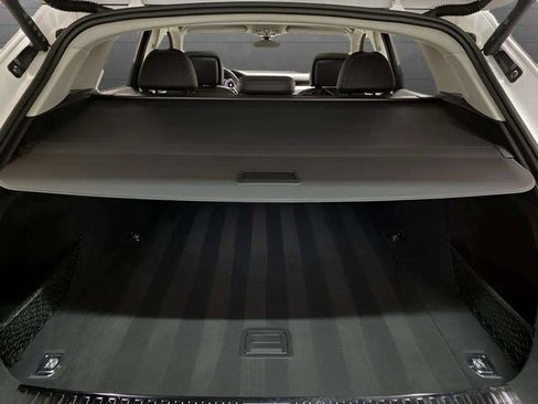 Used 2024 Audi Q8 e-tron Premium Plus w/ Premium Plus Package image 88