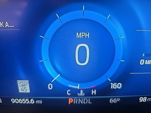 Used 2022 Ford Explorer Platinum w/ Equipment Group 601A AWD/4WD image 15