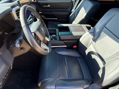 Used 2023 Toyota Sequoia Platinum AWD/4WD image 22