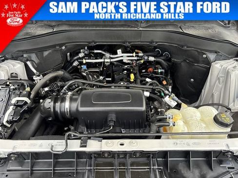 Used 2023 Ford Explorer XLT w/ Equipment Group 202A RWD image 26