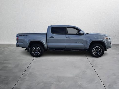 Used 2021 Toyota Tacoma TRD Sport image 6