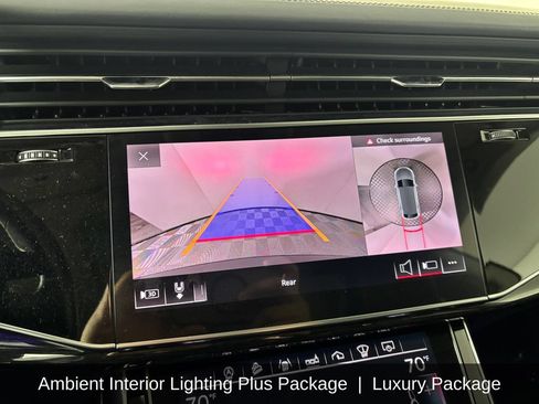 Used 2019 Audi Q8 Prestige AWD/4WD image 25