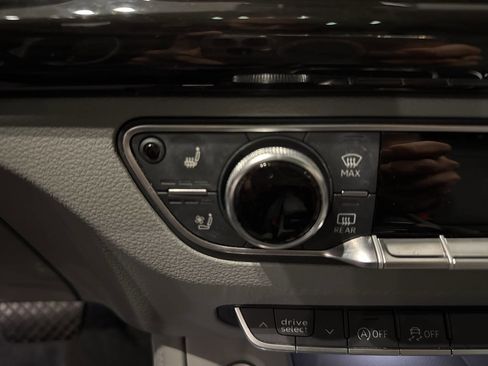 Used 2019 Audi Q5 2.0T Premium Plus image 19