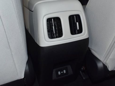 Used 2025 Hyundai Tucson SEL image 30