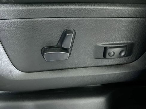 Used 2024 RAM 2500 Big Horn image 14