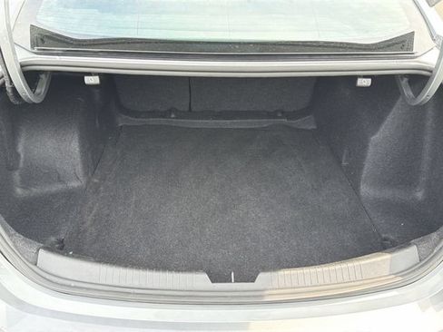Used 2025 Chevrolet Malibu LT FWD image 38