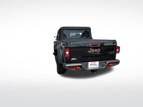 Used 2024 Jeep Gladiator Mojave w/ Technology Group AWD/4WD image 36