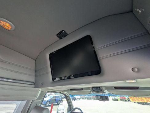 Used 2011 Chevrolet Express 3500 LT w/ LT Preferred Equipment Group image 27