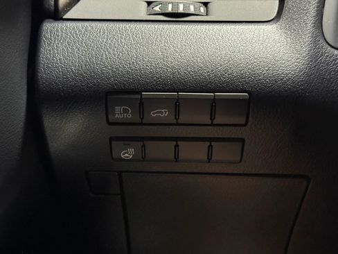 Used 2018 Lexus RX 350L AWD w/ Premium Package image 33
