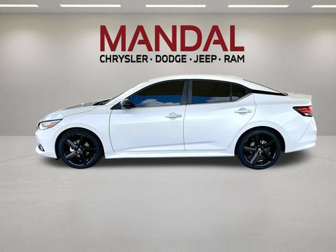 Used 2022 Nissan Sentra SR FWD image 9
