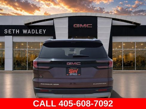 Used 2026 GMC Acadia Elevation w/ Elevation Premium Package AWD/4WD image 6