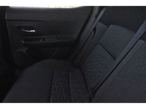 Used 2025 Nissan Kicks SV FWD image 14