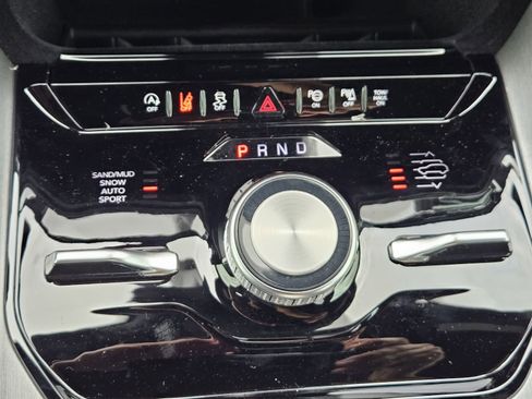New 2026 Jeep Grand Wagoneer Limited AWD/4WD image 20