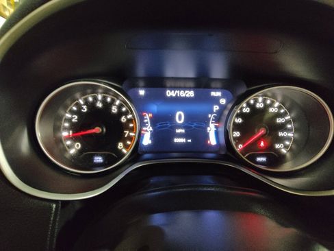 Used 2018 Jeep Compass Sport w/ Tech Group FWD image 23