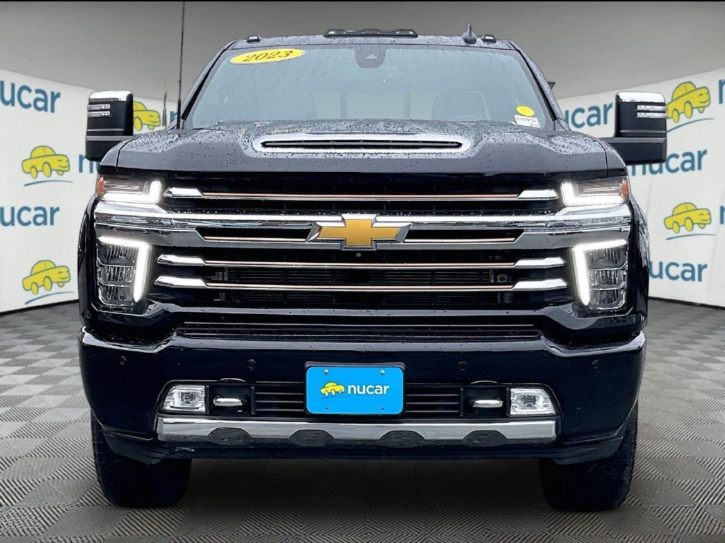 Used 2023 Chevrolet Silverado 3500 High Country w/ Safety Package II AWD/4WD image 2