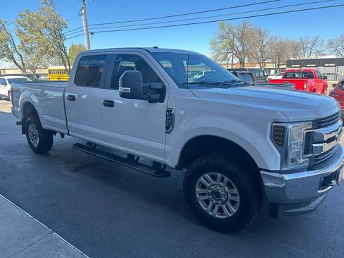 Used 2019 Ford F250 XL w/ STX Appearance Package image 3