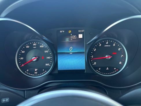 Used 2021 Mercedes-Benz GLC 300 4MATIC image 12