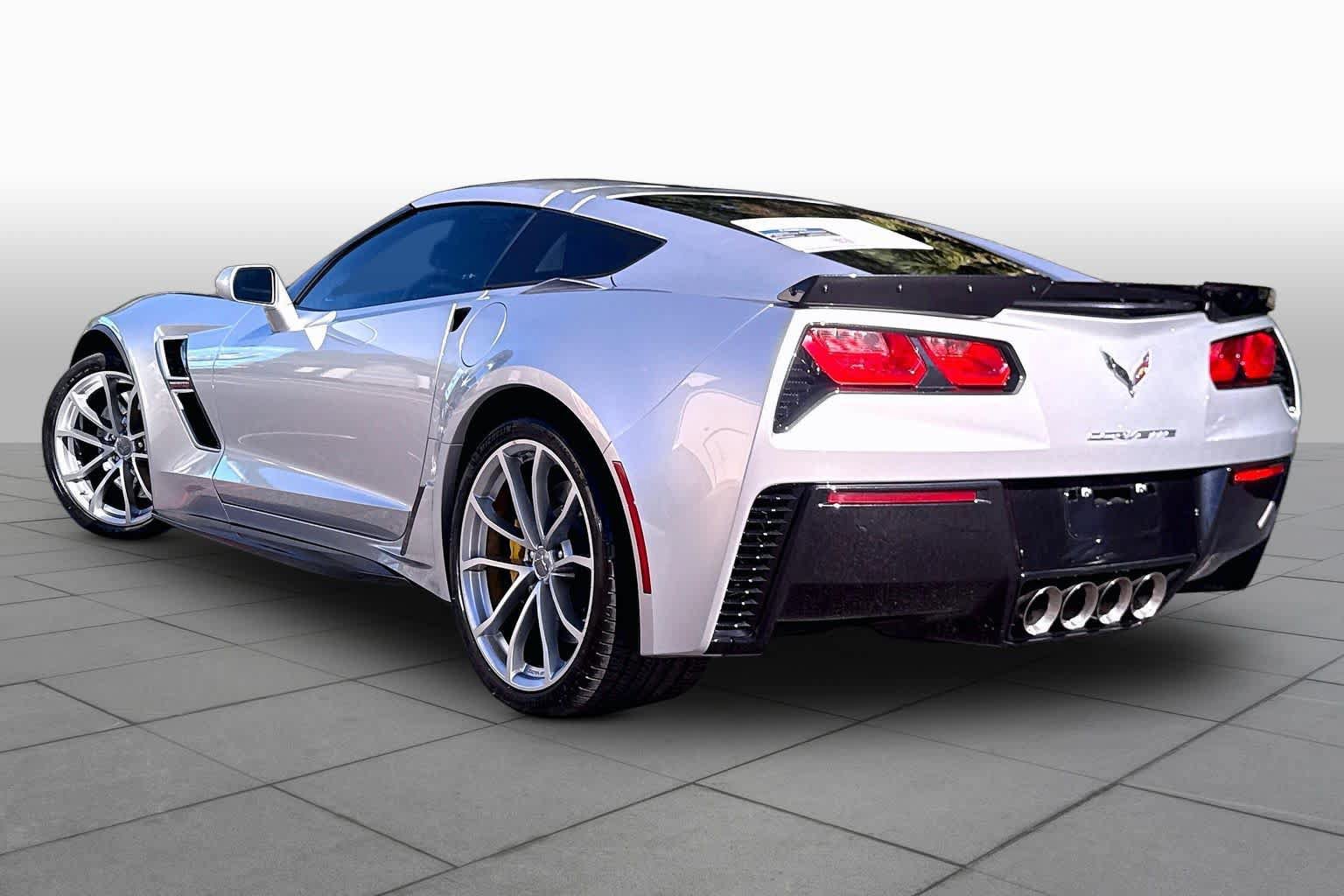 Used 2017 Chevrolet Corvette Grand Sport RWD image 11