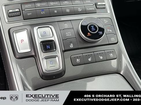 Used 2023 Hyundai Santa Fe Calligraphy AWD/4WD image 18
