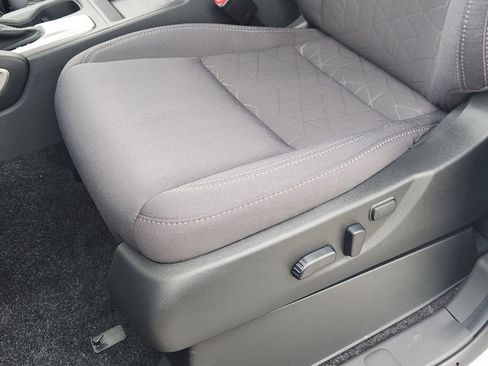 New 2026 Nissan Frontier SV RWD image 17