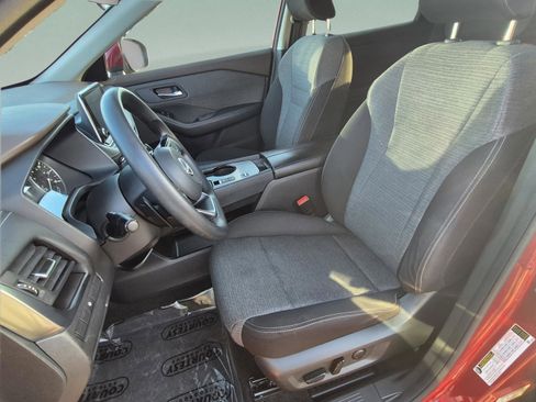 Certified 2023 Nissan Rogue SV FWD image 19