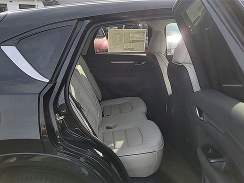 New 2025 MAZDA CX-5 AWD 2.5 S w/ Preferred Package image 13