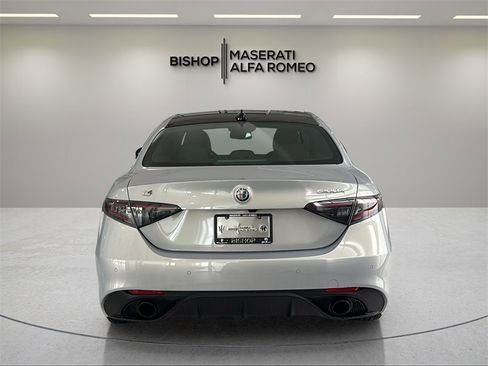 New 2025 Alfa Romeo Giulia Base w/ Driving Assist Package image 4