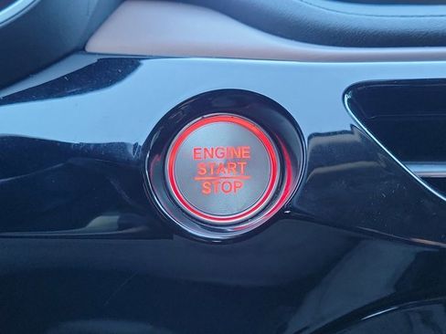 Used 2022 Acura MDX FWD w/ Technology Package image 15