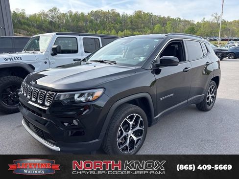 Used 2024 Jeep Compass Limited image 1