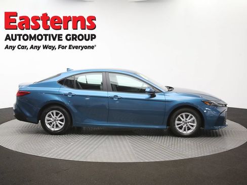 Used 2025 Toyota Camry LE FWD image 44