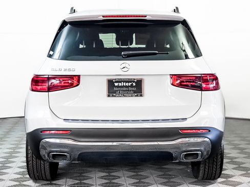 New 2026 Mercedes-Benz GLB 250 250 image 10