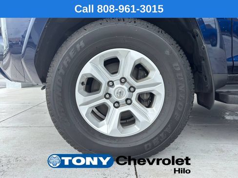 Used 2023 Toyota 4Runner SR5 AWD/4WD image 19