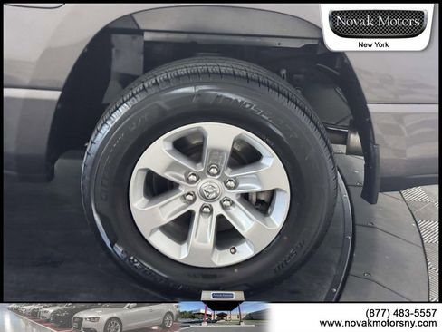 Used 2023 RAM 1500 Laramie AWD/4WD image 8